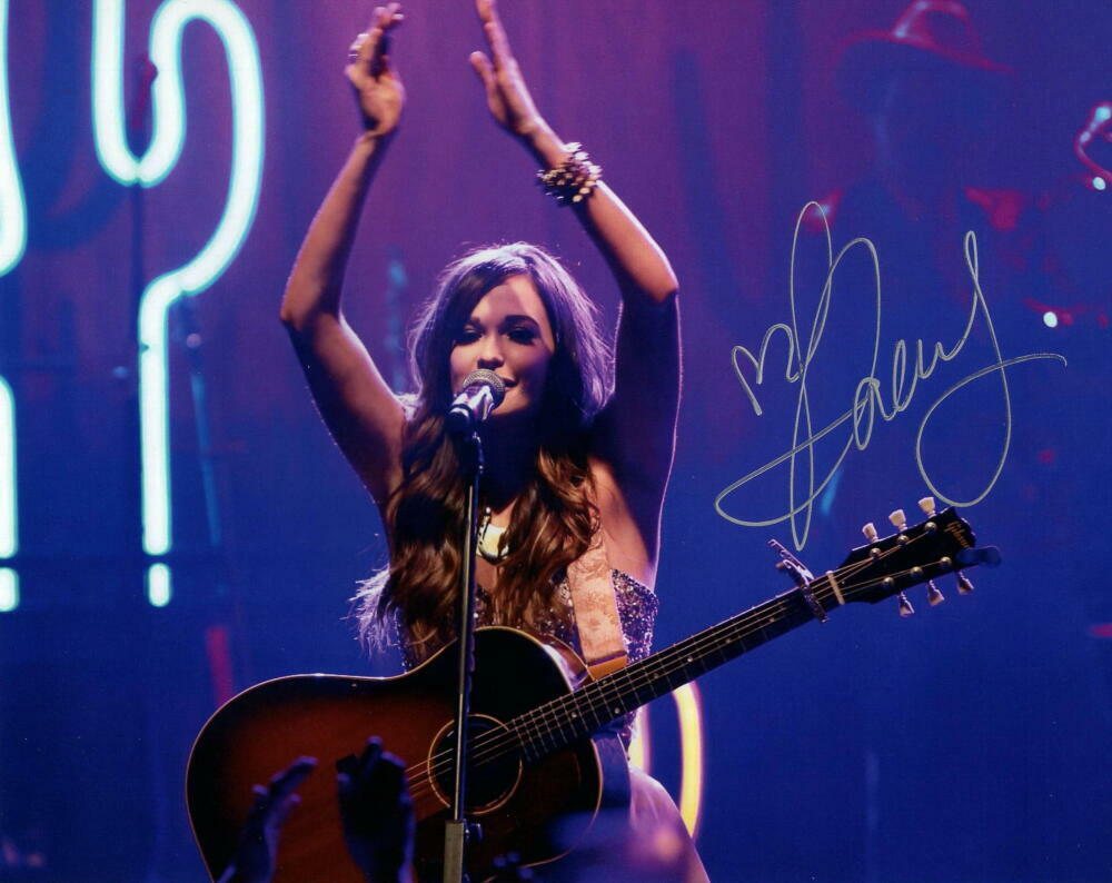 KACEY MUSGRAVES SIGNED AUTOGRAPH 8X10 Photo Poster painting - SEXY A VERY KACEY CHRISTMAS, ACOA