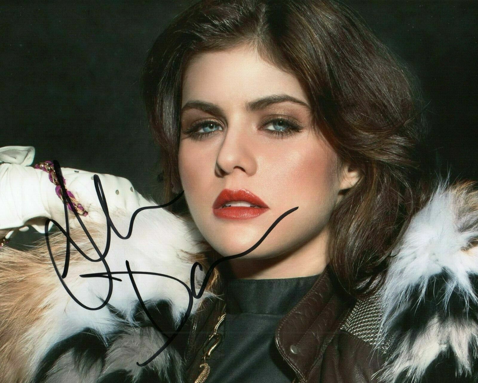 Alexandra Daddario * Autographed signed 8 x 10 Photo Poster painting