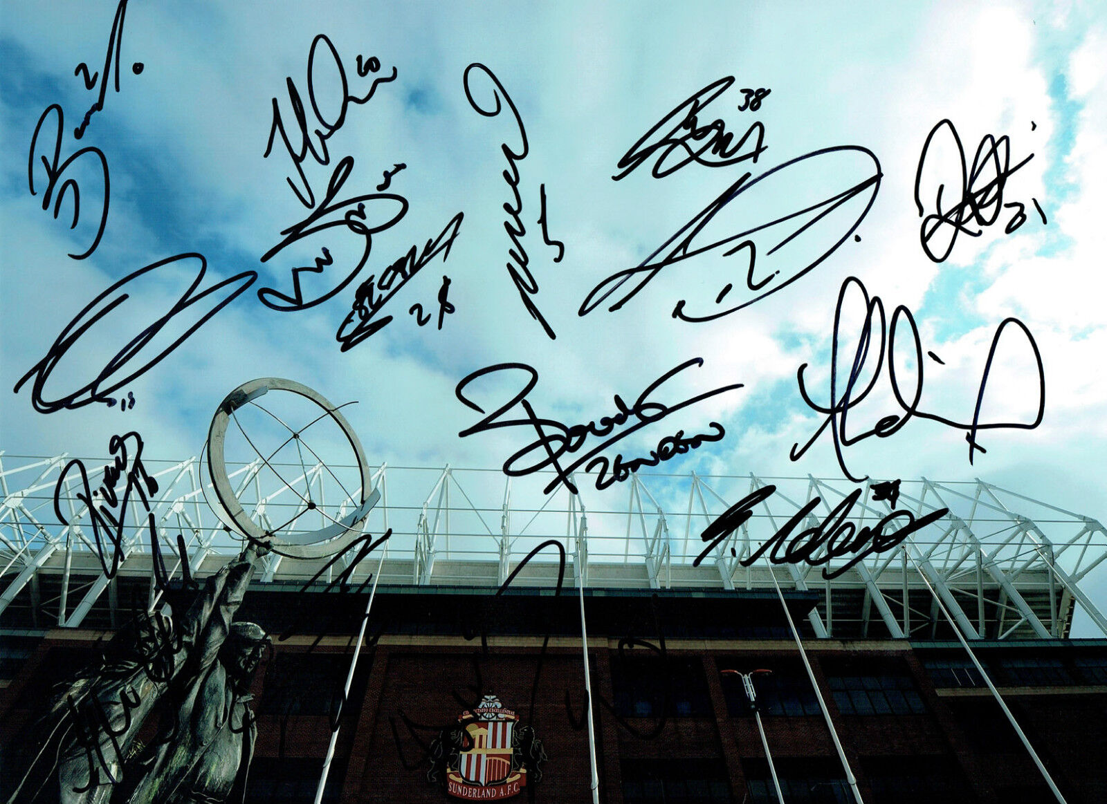 Sunderland AFC Squad Multi Signed Autograph 16x12 Photo Poster painting AFTAL COA