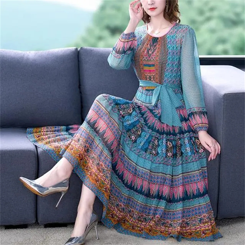 Tyrantmu Imitation Silk Dress Women's Spring 2025 New High-End Luxury Big-Name Temperament Mulberry Silk Holiday Beach Long Dress Trend
