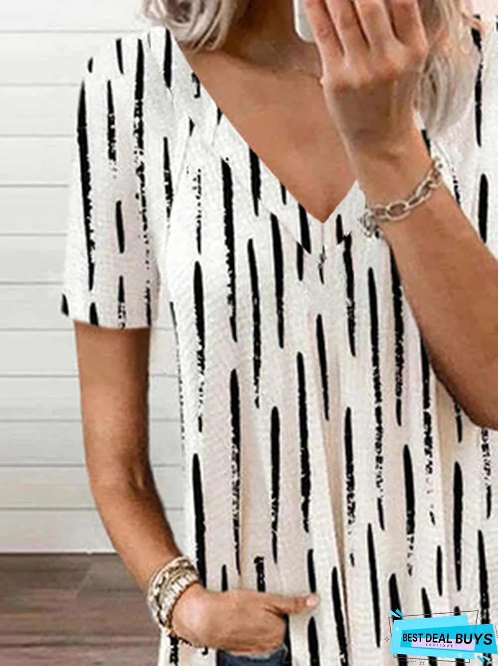 Loosen V Neck Striped Short Sleeve T-Shirt