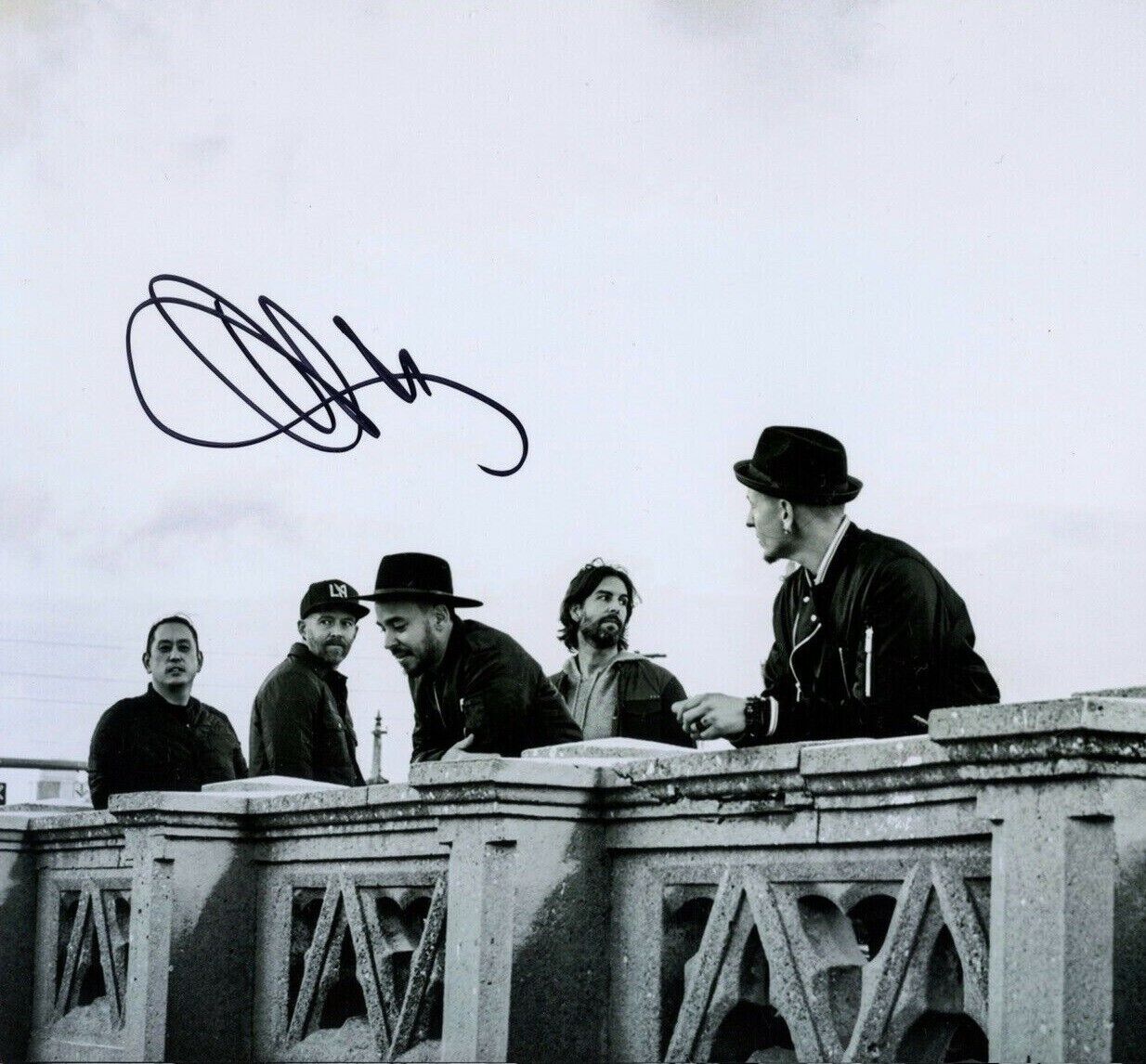 Chester Bennington Autographed Signed 8x10 ( Linkin Park ) Photo Poster painting REPRINT