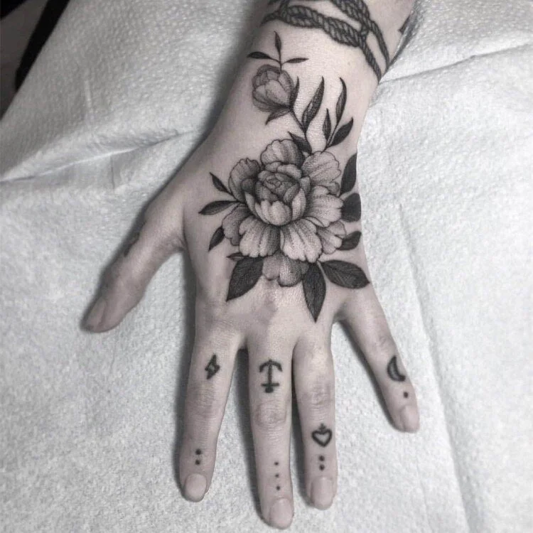 Black Flower Fake Tattoo for Hands Men Women Cool Temporary Tattos Waterproof Flash Decals Tatoos Tatuajes Temporales