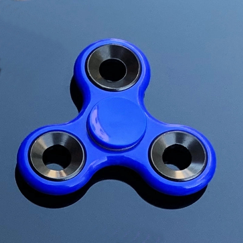 Fashion Solid Color Three-leaf Bracket Fingertip Gyro Toy