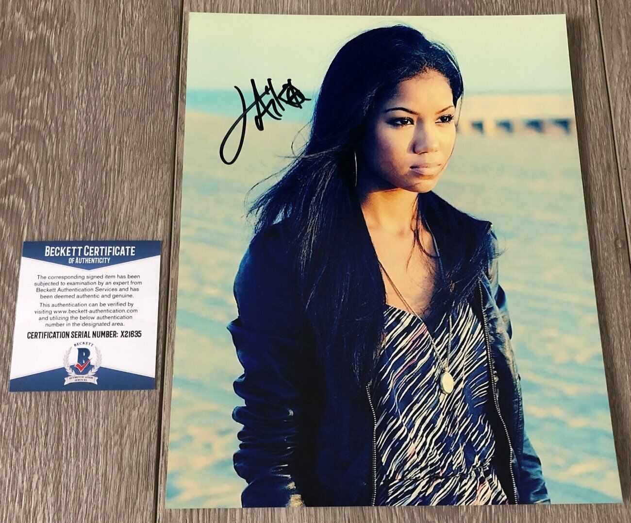 JHENE AIKO SIGNED AUTOGRAPH CHILOMBO 8x10 Photo Poster painting A w/PROOF & BECKETT BAS COA