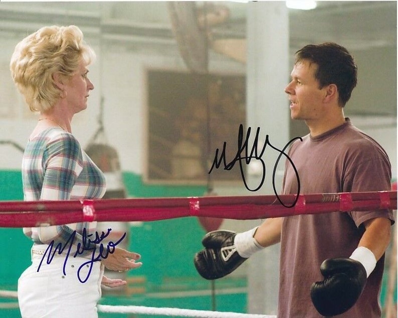 Melissa leo and mark wahlberg signed autographed the fighter Photo Poster painting