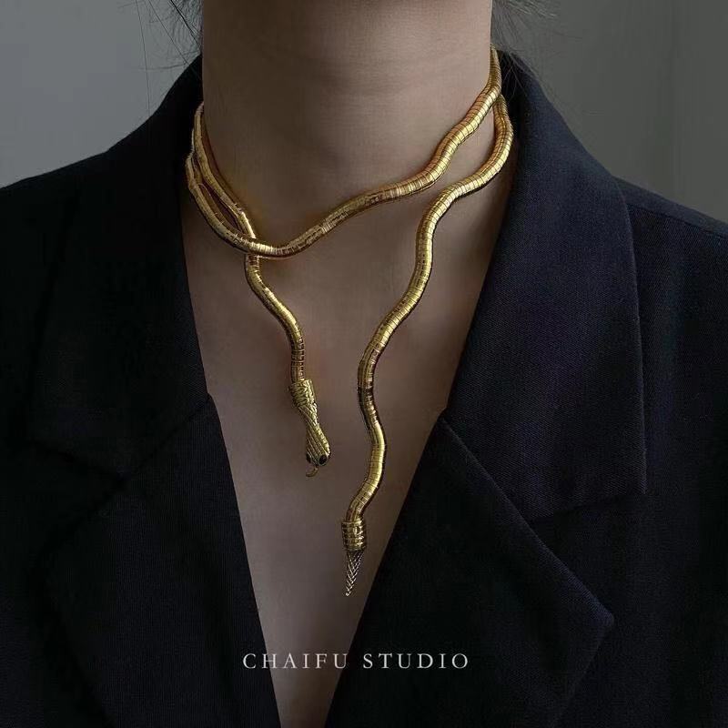 Rotimia Stylish Snake Shape Necklace