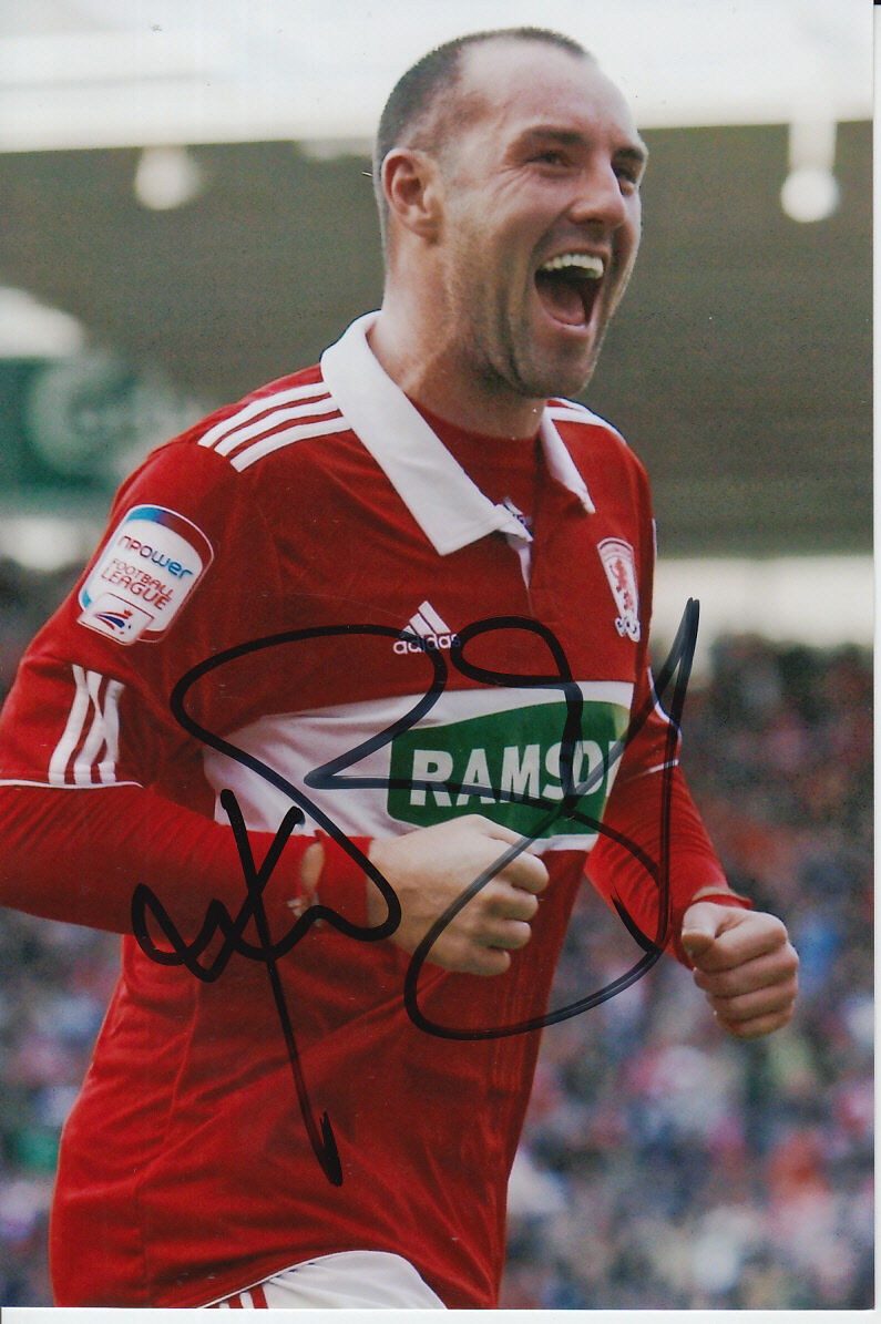 MIDDLESBROUGH HAND SIGNED KRIS BOYD 6X4 Photo Poster painting 1.