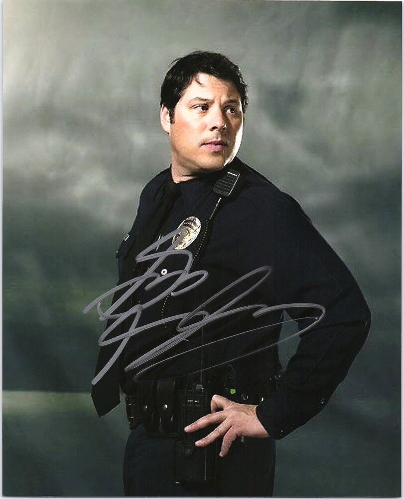 GREG GRUNBERG Signed Autographed HEROES 8X10 Photo Poster painting