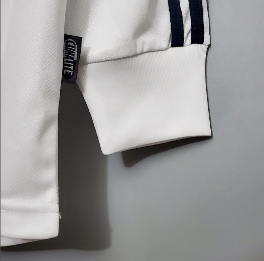 Retro 2001/2002 Real Madrid Home Long Sleeve Football Shirt Thai Quality