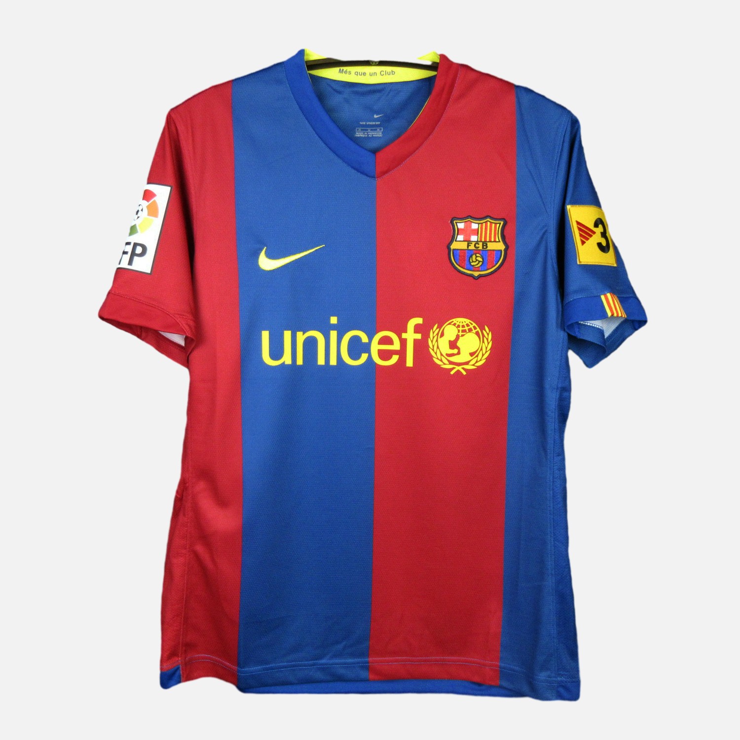 B.A.R.S.A Retro 06-07 Home Stadium Jersey