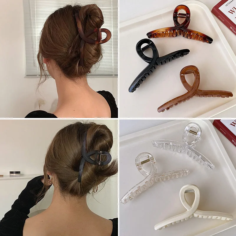 Oversized Cross Hair Clip Claw