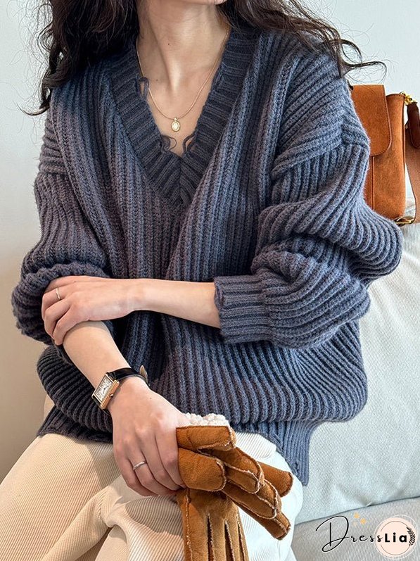 Classic and Comfortable Pullover