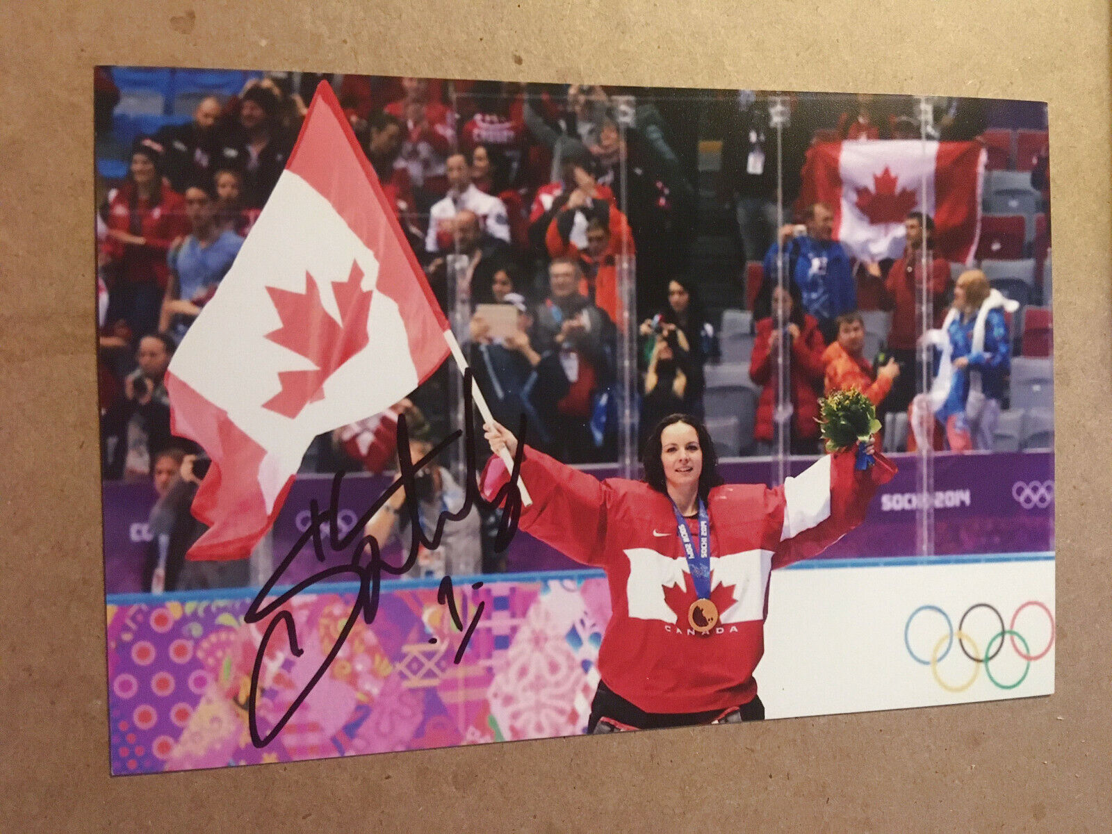 Shannon Szabados SIGNED 4x6 Photo Poster painting TEAM CANADA WOMEN'S HOCKEY #9