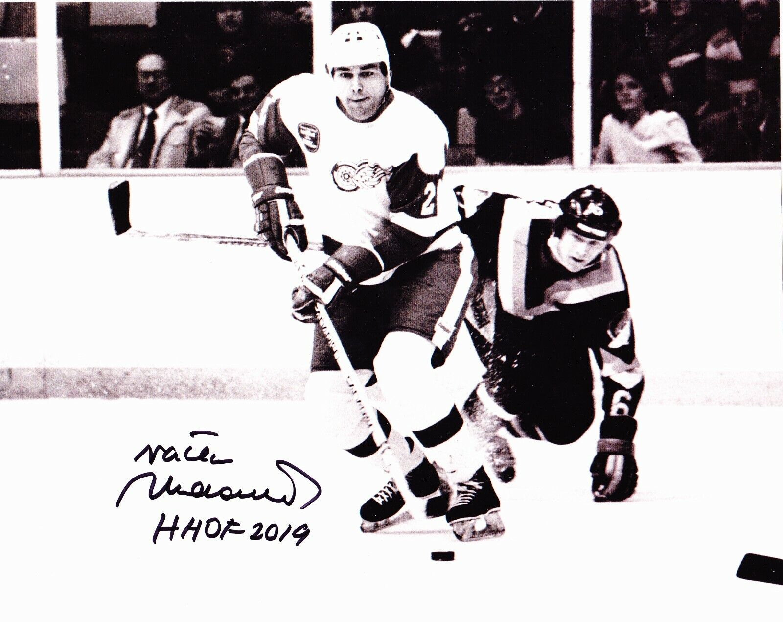 Vaclav Nedomansky signed 8x10 B&W Detroit Red Wings Photo Poster painting #2 HHOF