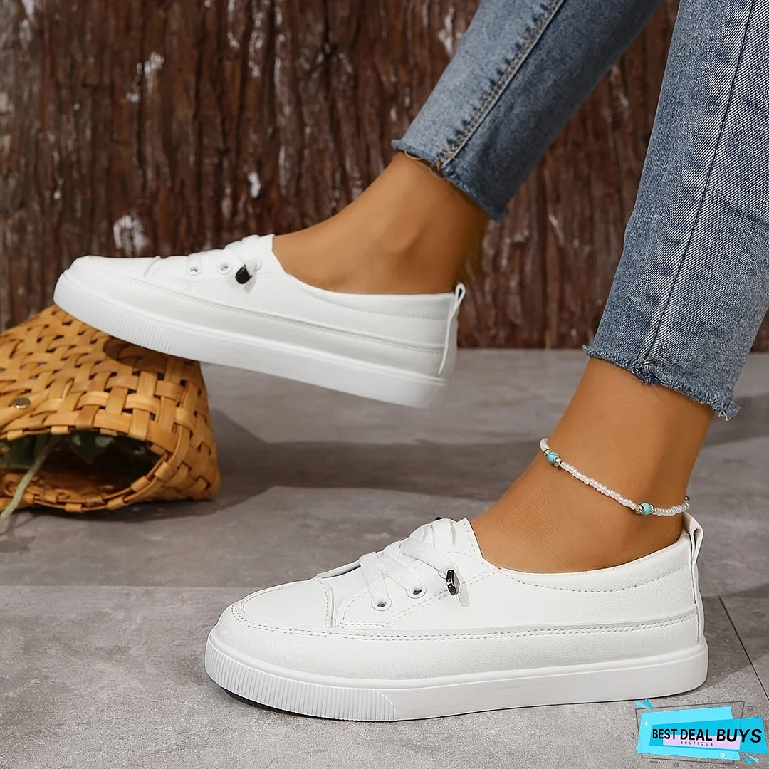 L&eacute;a | Slip-On Flat Skate Shoes