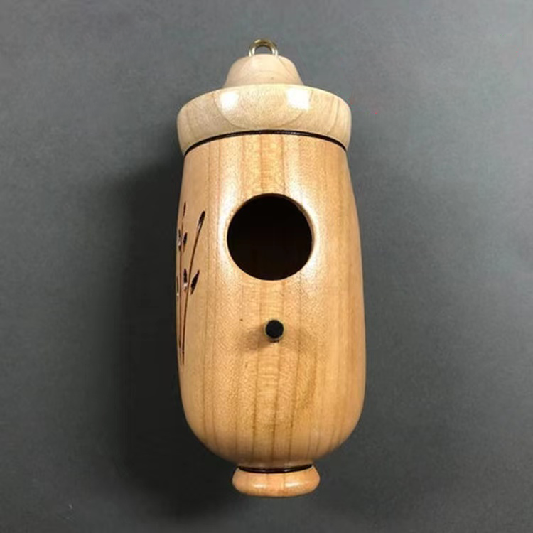 Duedurable Wooden Hummingbird House-Gift for Nature Lovers