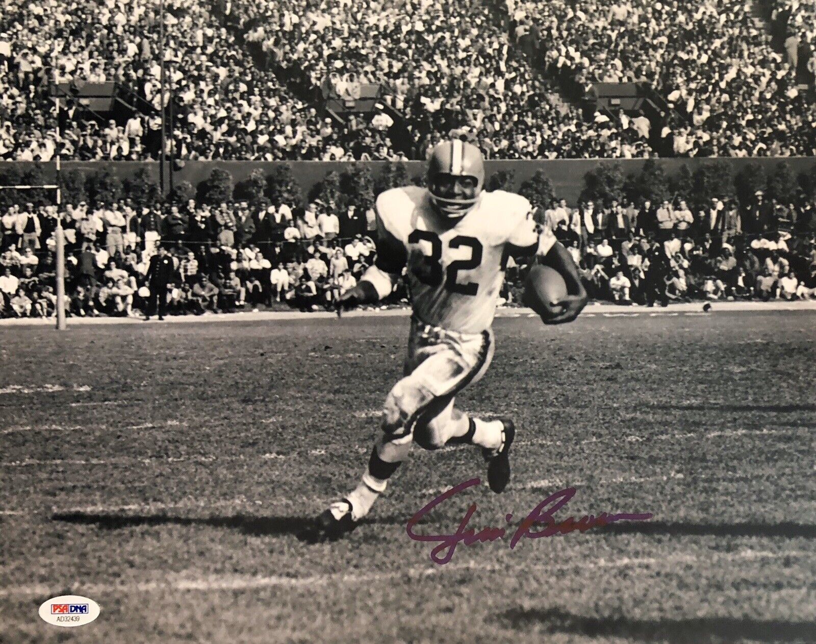 Jim Brown Signed Autographed 11x14 Photo Poster painting Cleveland Browns Goat HOF Psa/Dna