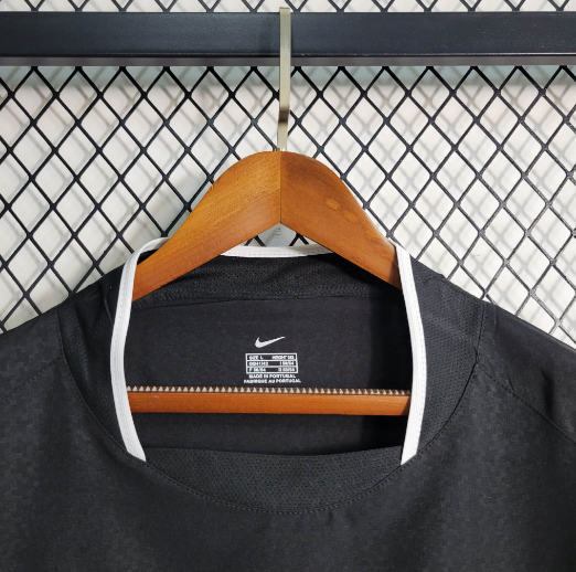 Retro 03/04 Manchester United Away Football T-Shirt Thai Quality