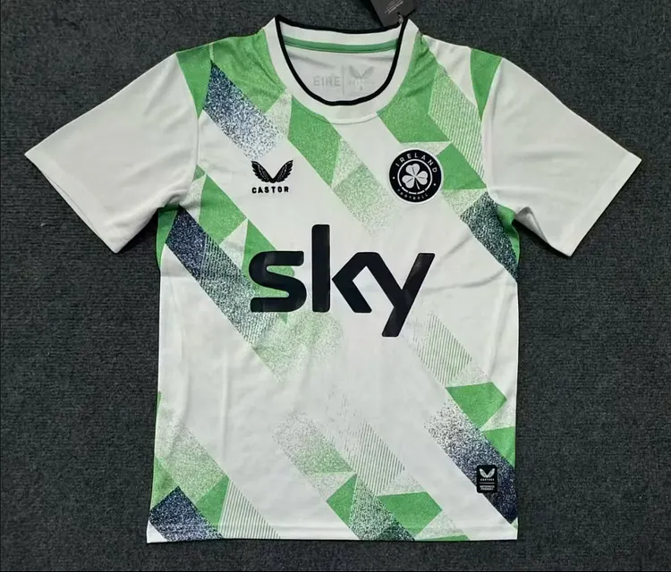 2627 Ireland Away Match - Fan Version