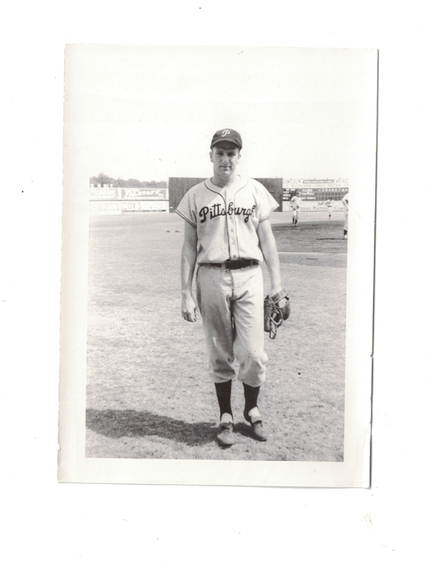 Ralph Kiner Pittsburgh Pirates 1948 Original 3 1/4 x 4 1/2 Photo Poster painting RH2