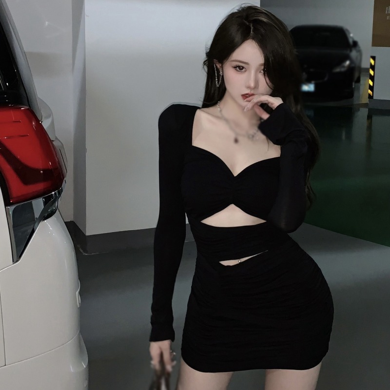 2024 Summer Nightclub Party Korean Edition Solid Color Square Neck Hollow Slim Fit Sexy Wrapped Hip Fold Long Sleeve Dress