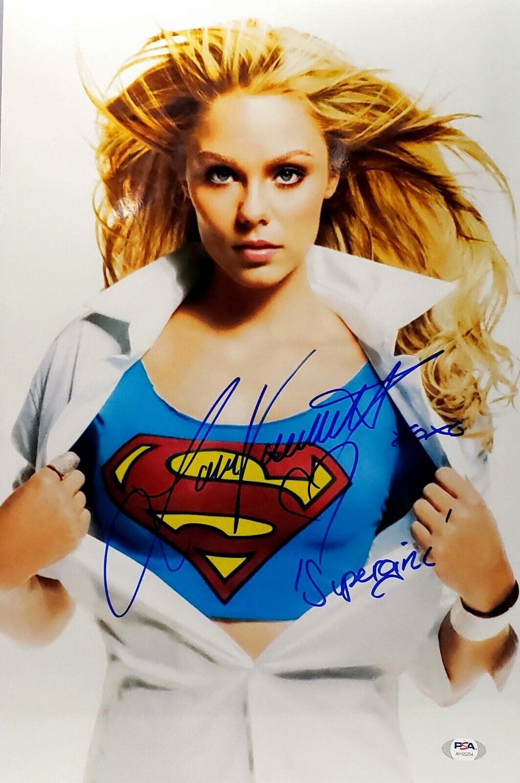 LAURA VANDERVOORT Signed Auto SMALLVILLE Supergirl