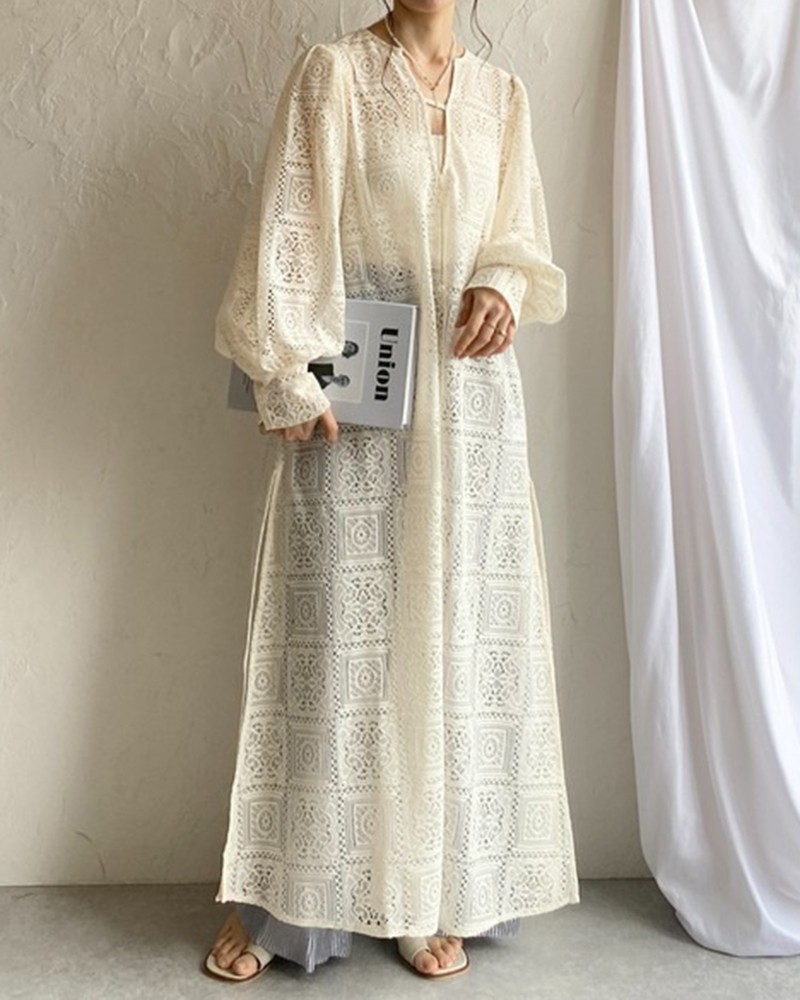 Lace Pattern Three Quarter Sleeve V Neck Maxi Dress