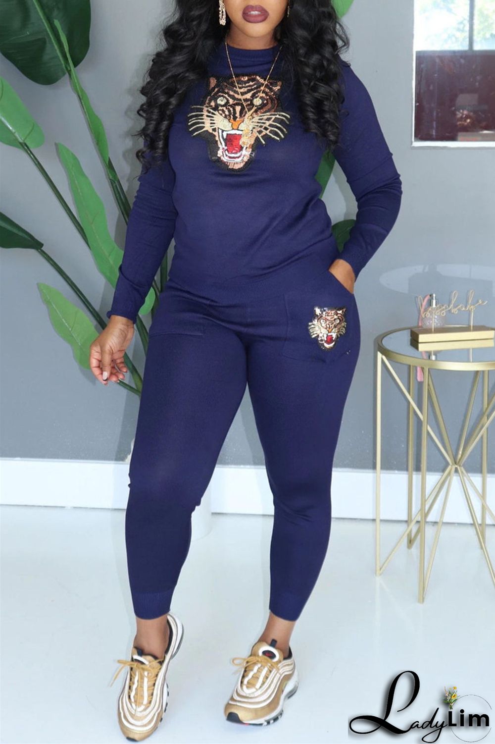 Black Fashion Casual Patchwork Sequins O Neck Long Sleeve Two Pieces