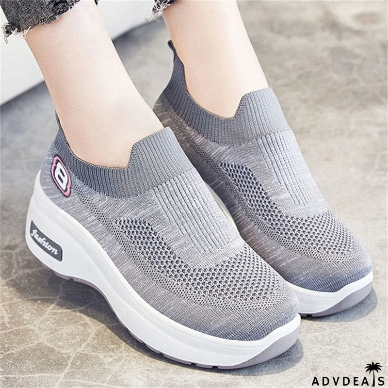 Breathable Solid Color Slip-On Thick-Soled Shoes