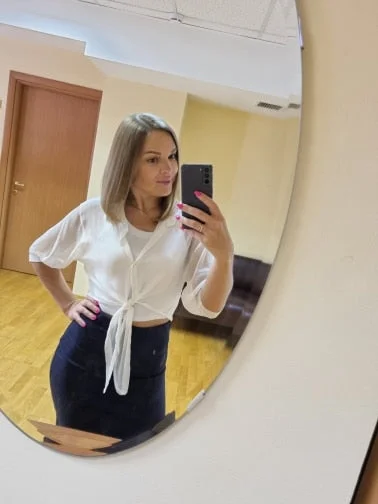 New 2022 Summer Half Sleeve Buttoned Up Shirt Loose Casual Blouse Chiffon Shirts Women Tied Waist Elegant Blouses for Women