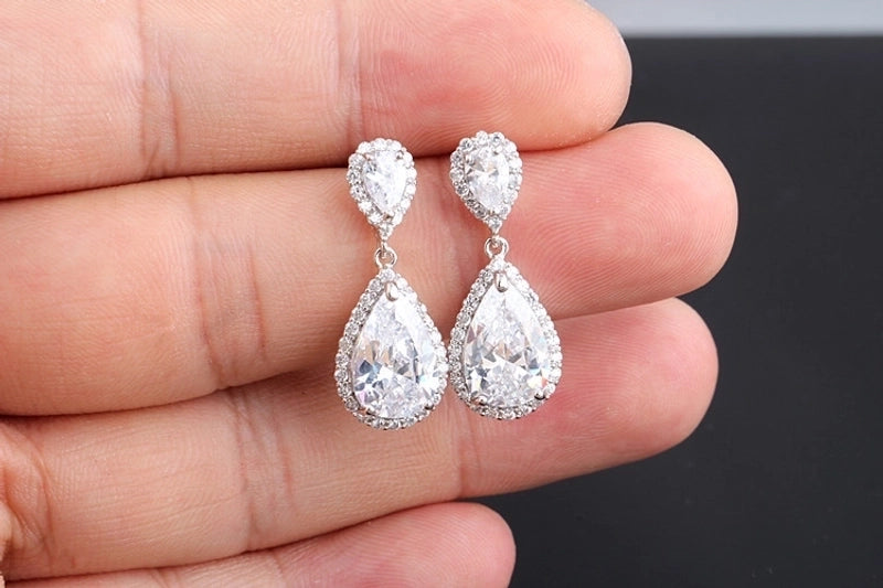 1 Pair Casual Shiny Water Droplets Plating Inlay Copper Zircon White Gold Plated Drop Earrings