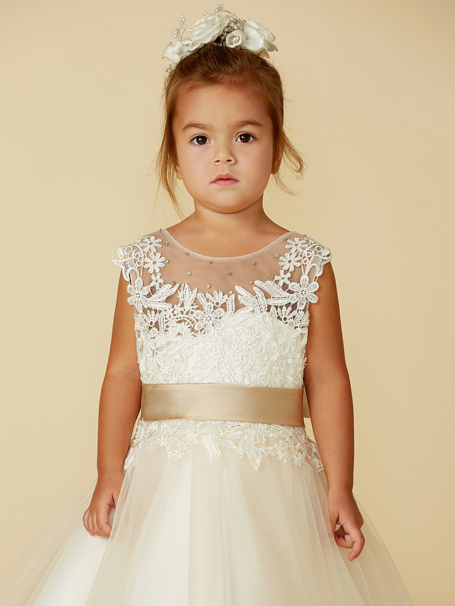 Daisda Sleeveless Jewel Neck Ball Gown Flower Girl Dress Lace Tulle With Belt  Buttons  Beading