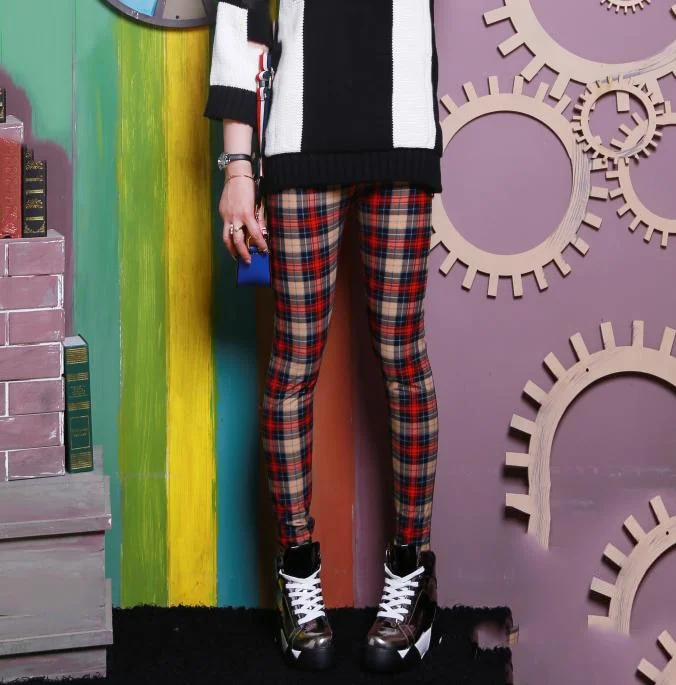 CUHAKCI Fitness Leggins Women Legging Graffiti Cartoon Printed Trousers Elastic Push Up Pencil Pants Polyester