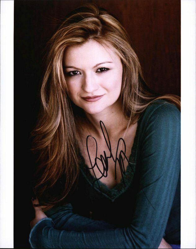 Leah McKendrick authentic signed celebrity 8x10 Photo Poster painting W/Cert Autographed D10