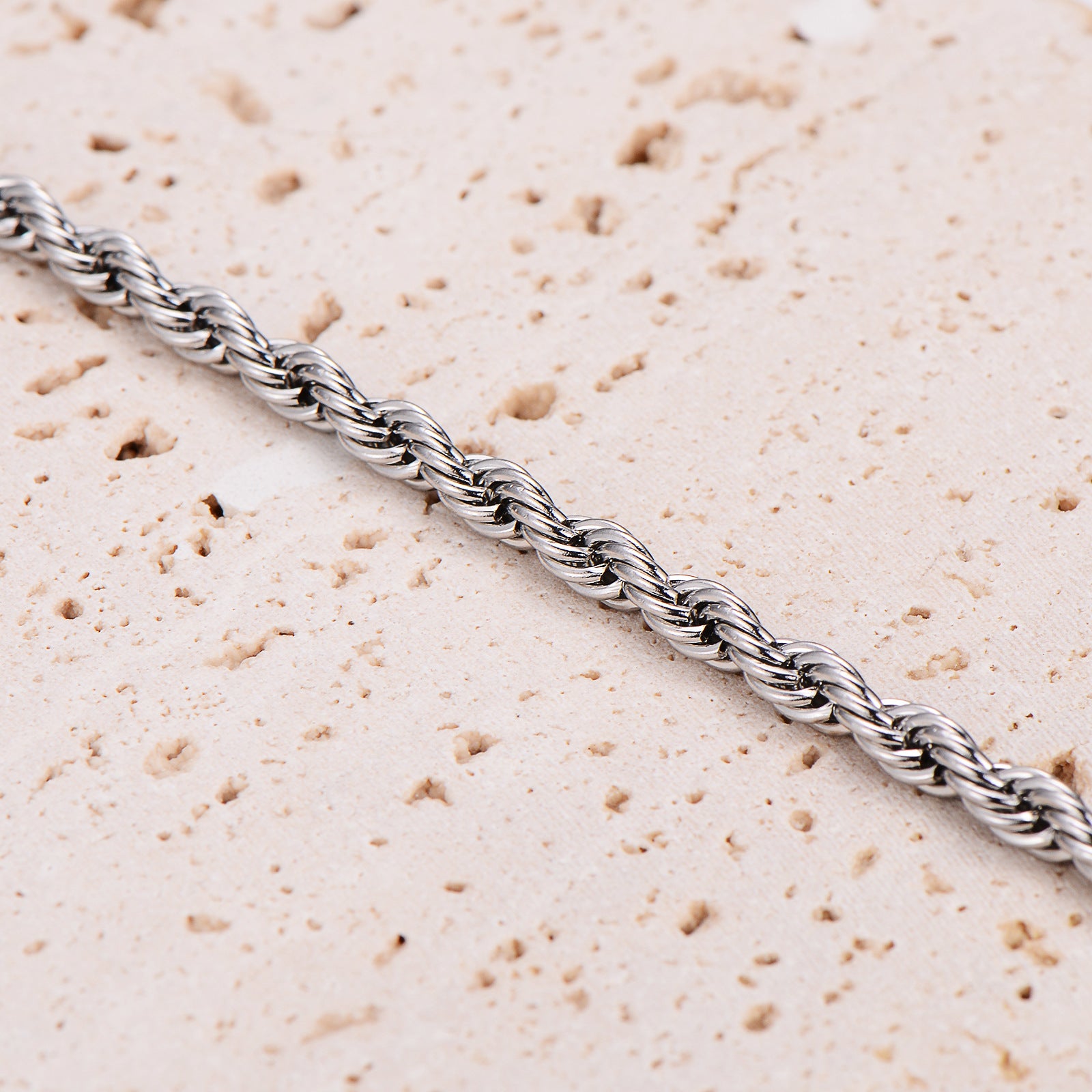 Aml Stainless Steel Square Magnetic Twist Bracelet Ins Trend Hip-Hop Personality Simple 4Mm Twist Chain