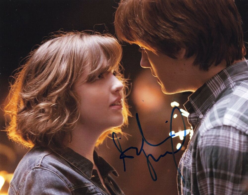 Aislinn Paul Signed 8x10 Photo Poster painting w/COA Degrassi Clare Edwards Freakish #1