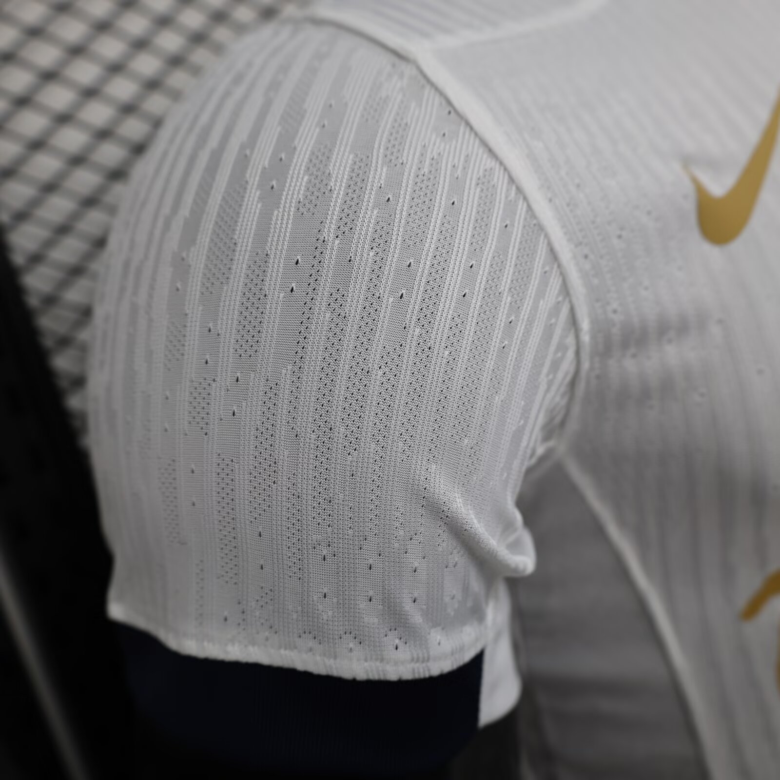 24/25 Barcelona White Player Version Football Shirt Thai Quality