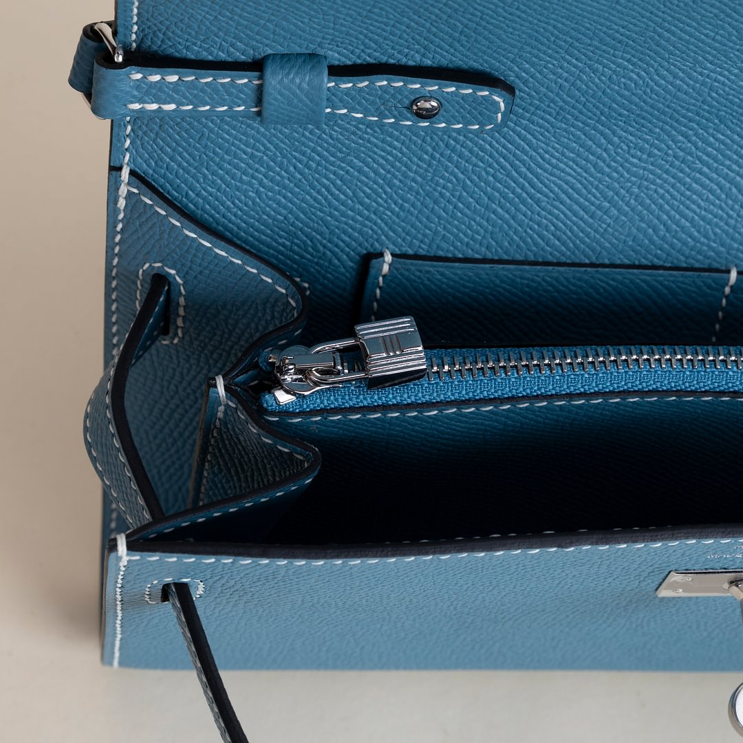 Kelly to go Epsom 75 Blue Jean PHW