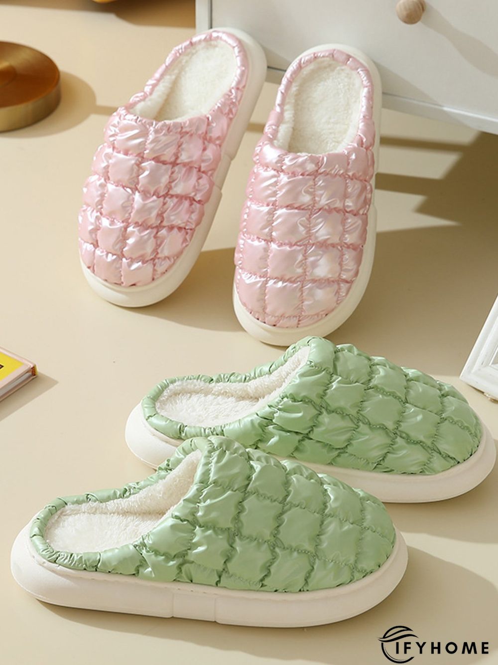 Thermal Lined Quilted Bedroom Slippers | IFYHOME