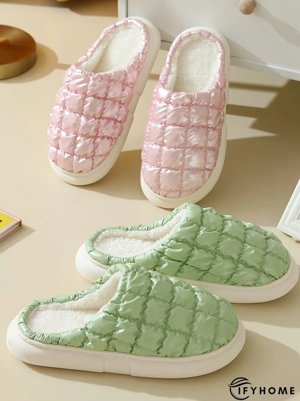 Thermal Lined Quilted Bedroom Slippers | IFYHOME