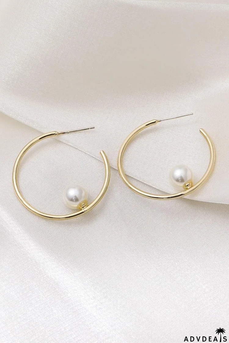 Pearl C-Hoop Earrings