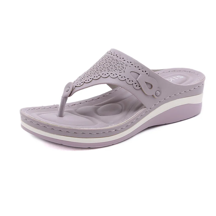 Lightweight Vintage Massage Flip-Flops