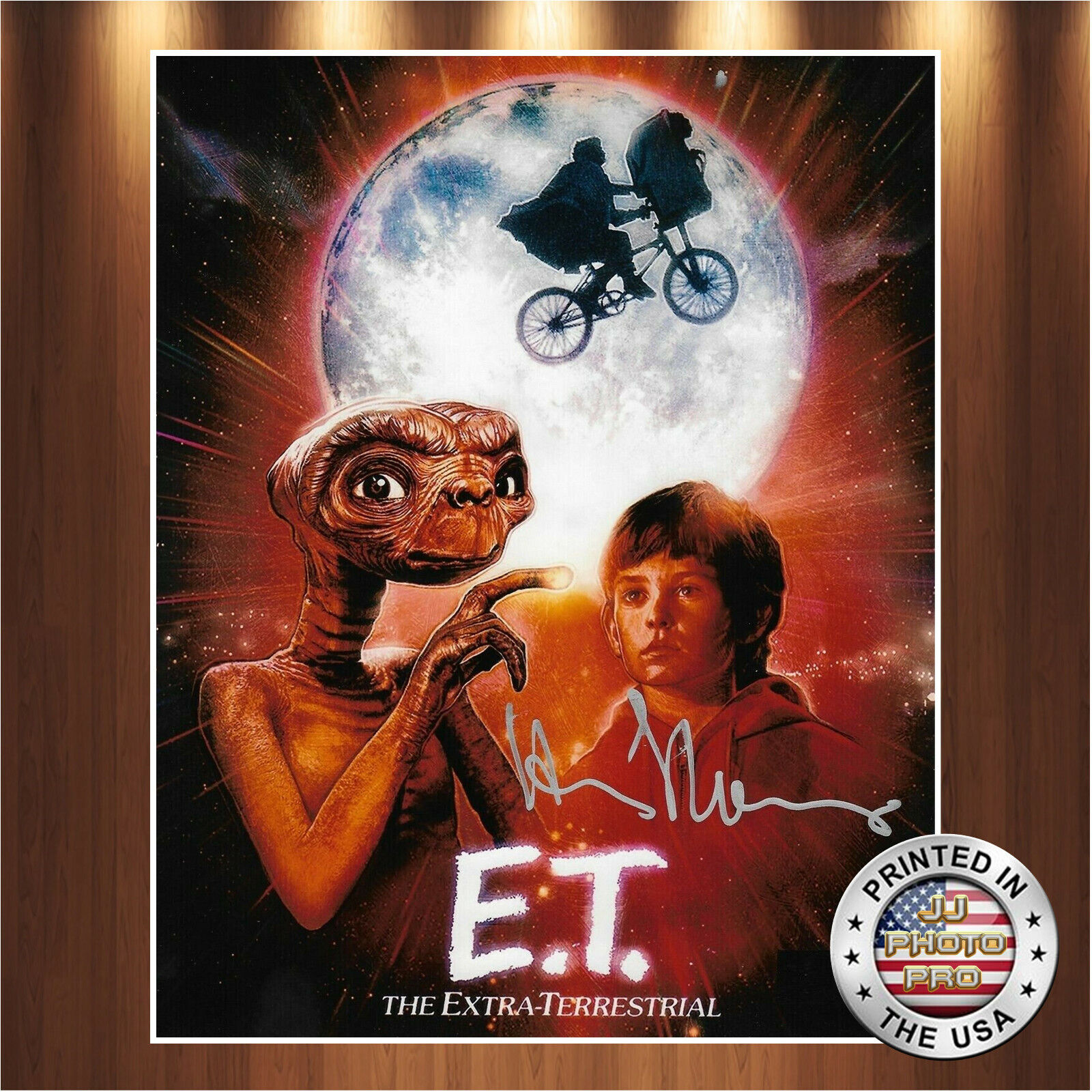 Henry Thomas Autographed Signed 8x10 Photo Poster painting (E.T.) REPRINT