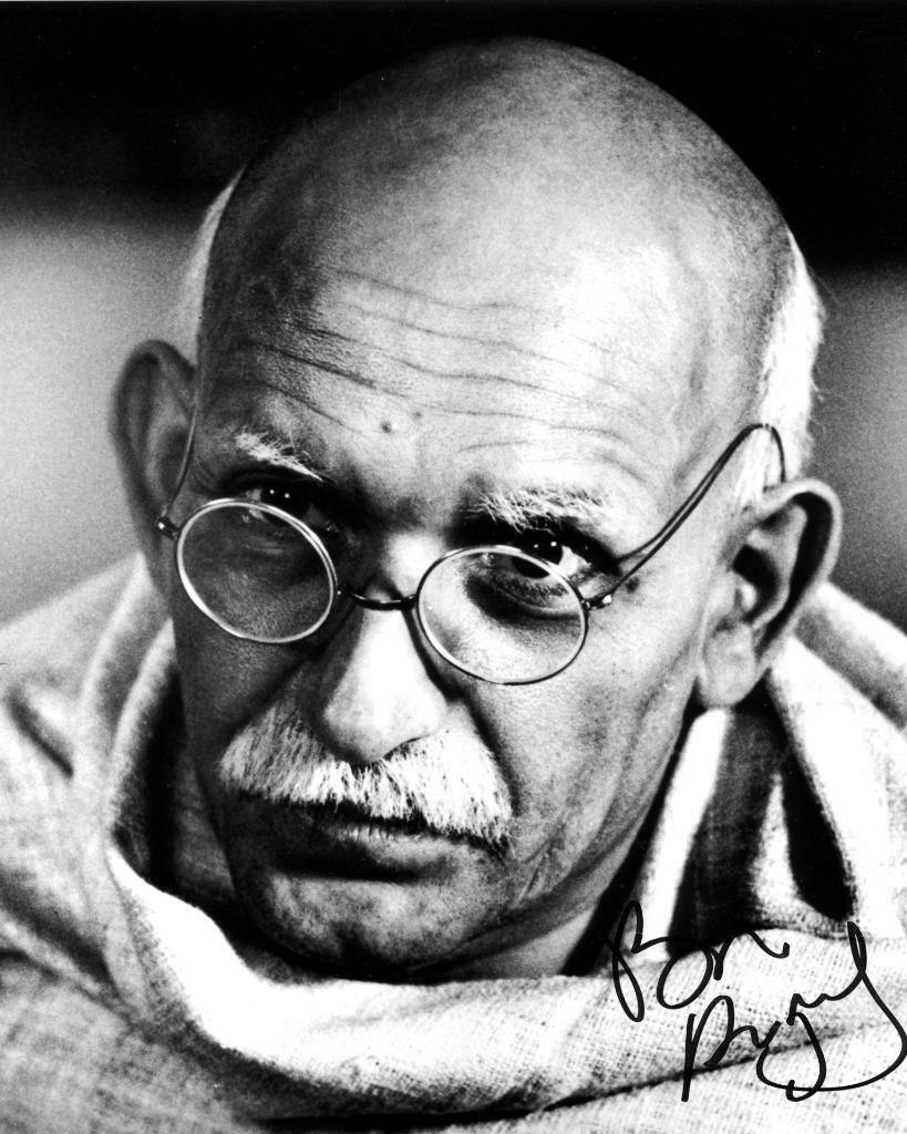 Ben Kingsley - Ghandi SIGNED AUTOGRAPHED 10 X 8