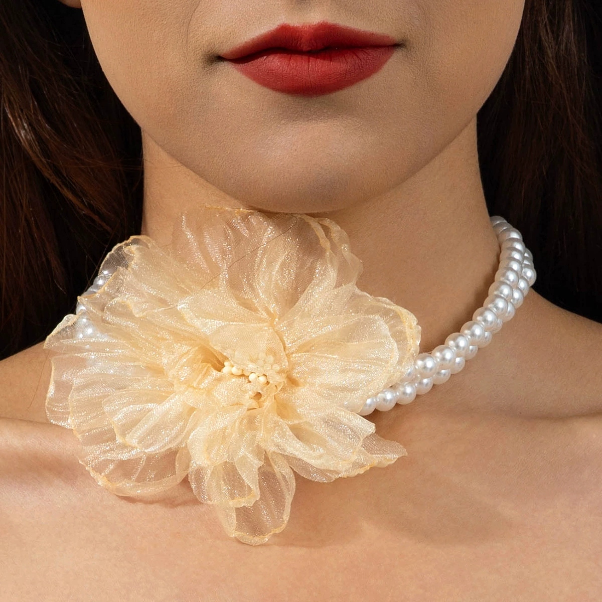 Handmade Beaded Flower Necklace elevenforest