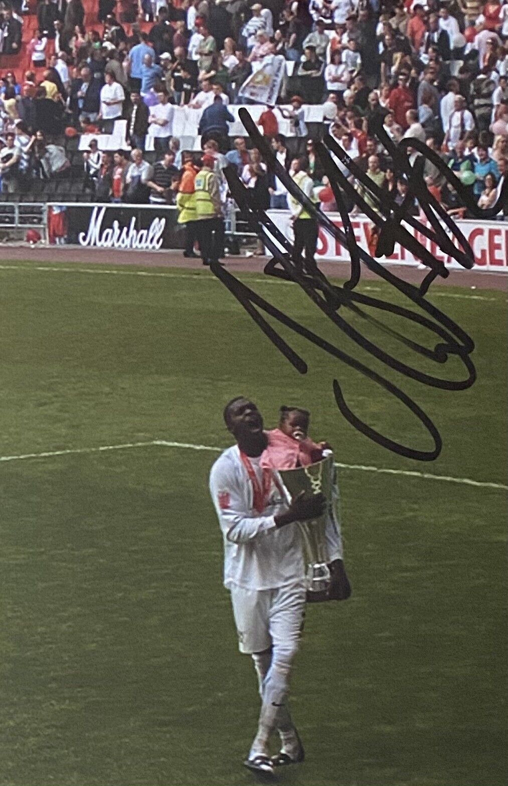 Jude Stirling Genuine Hand Signed MK Dons 6X4 Photo Poster painting