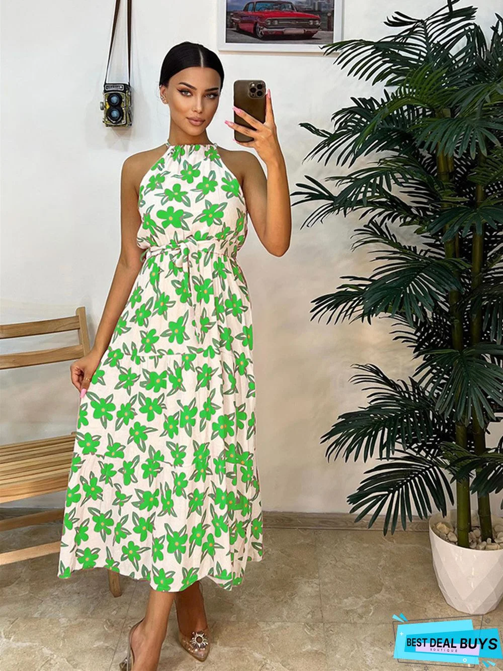 Fashion Printed Sleeveless Dress with Hanging Neck
