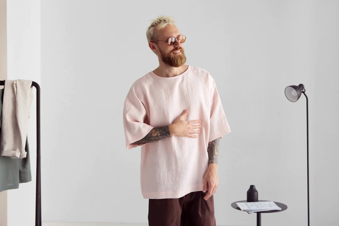 Mens linen t-shirt Beach linen shirt