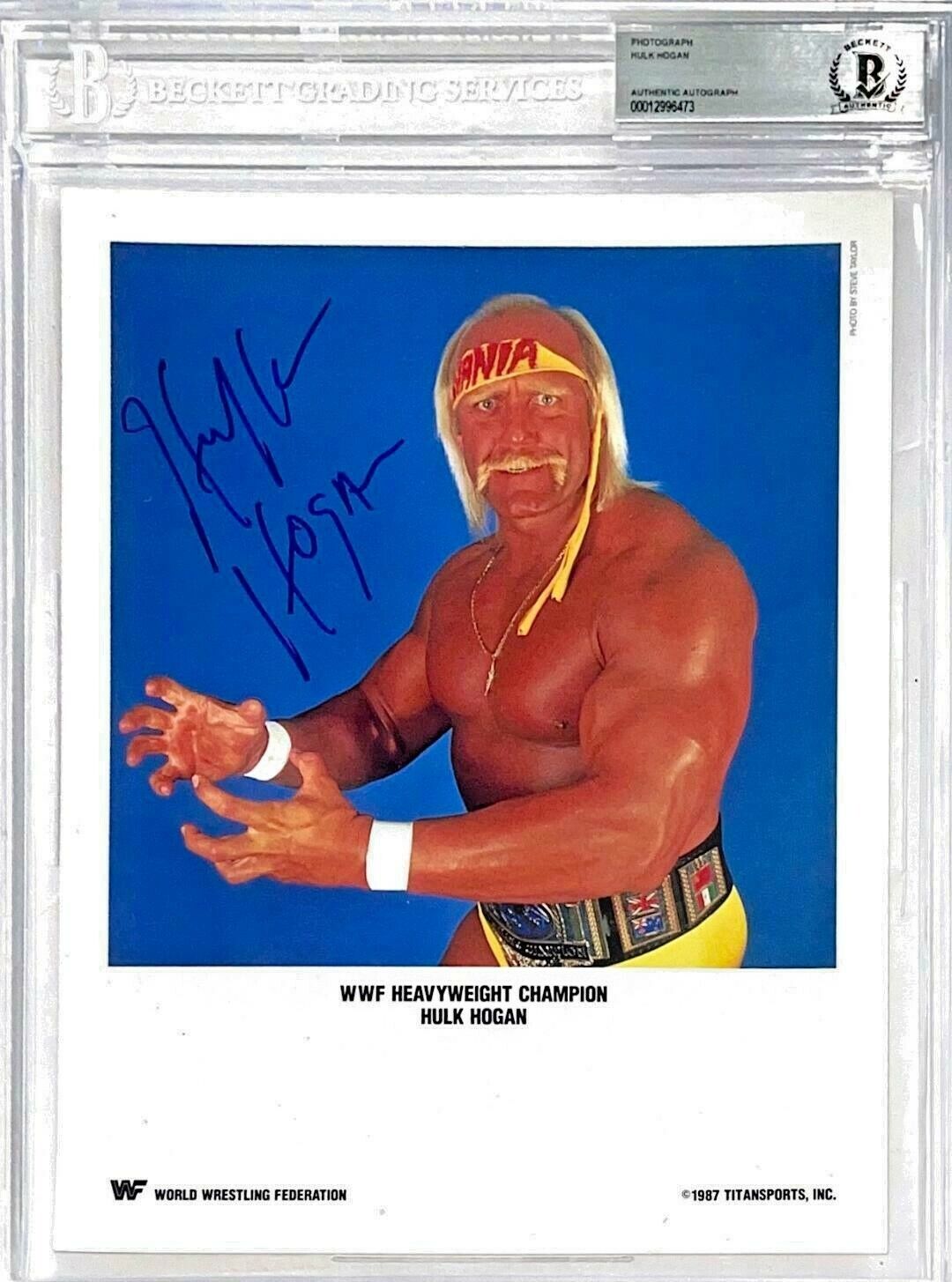 WWE HULK HOGAN HAND SIGNED AUTOGRAPHED PROMO Photo Poster painting BECKETT ENCAPSULATED WITH COA